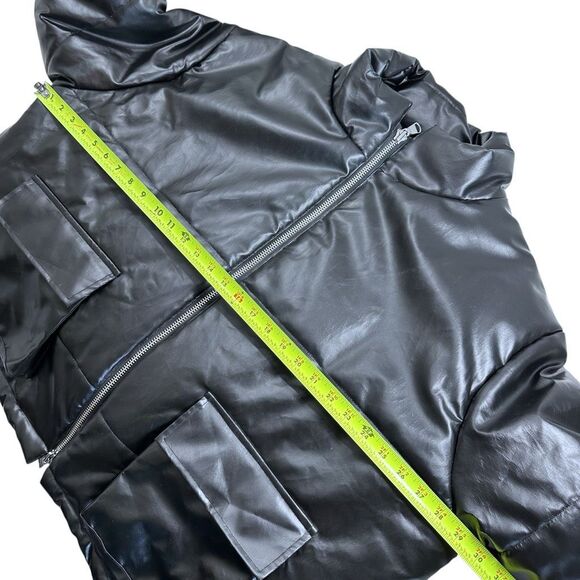 MNML Black Oversized Cropped Puffer Jacket Size XL - Picture 9 of 11